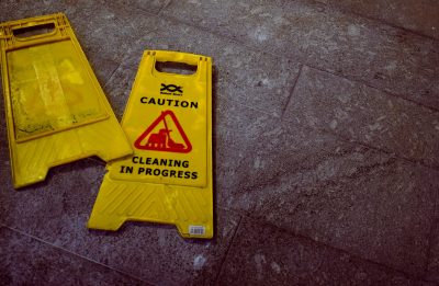 Slippery Floor Signs