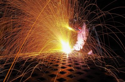Protecting workers from welding fumes